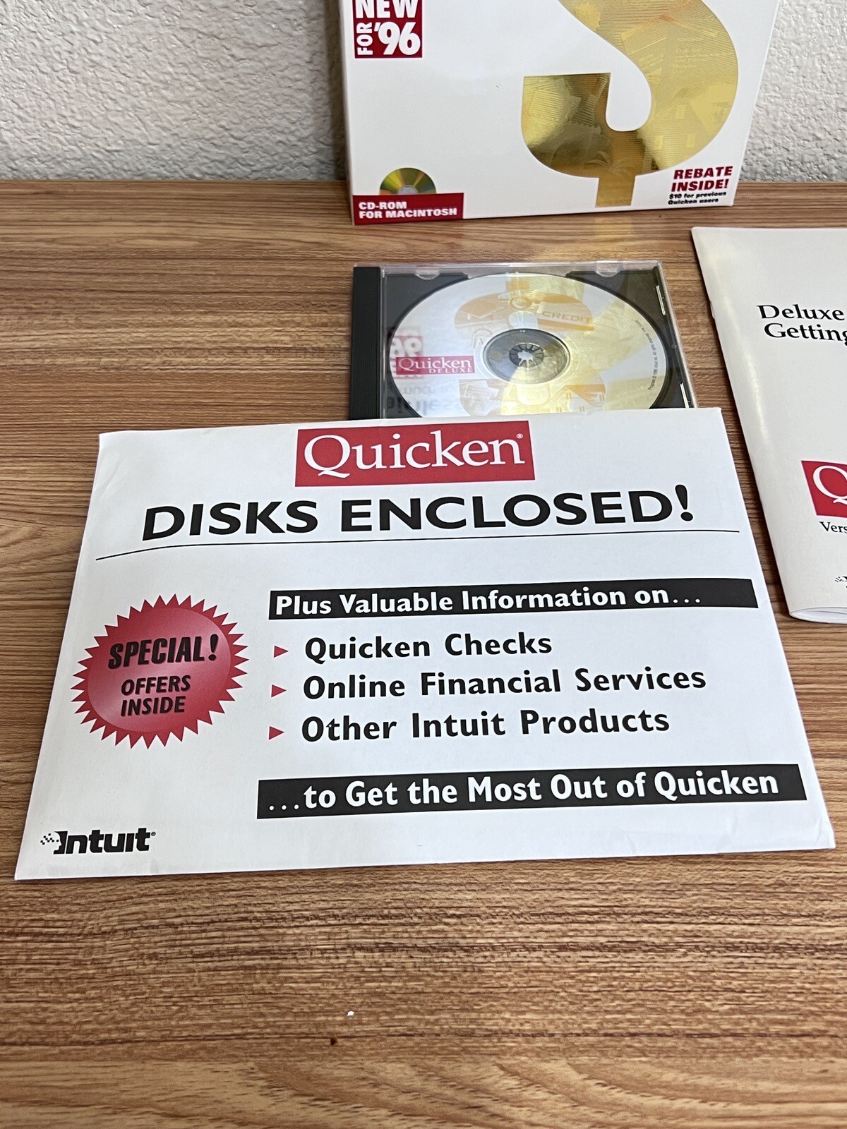 Intuit QUICKEN DELUXE 1996 Retail Box CD ROM For Macintosh In Box