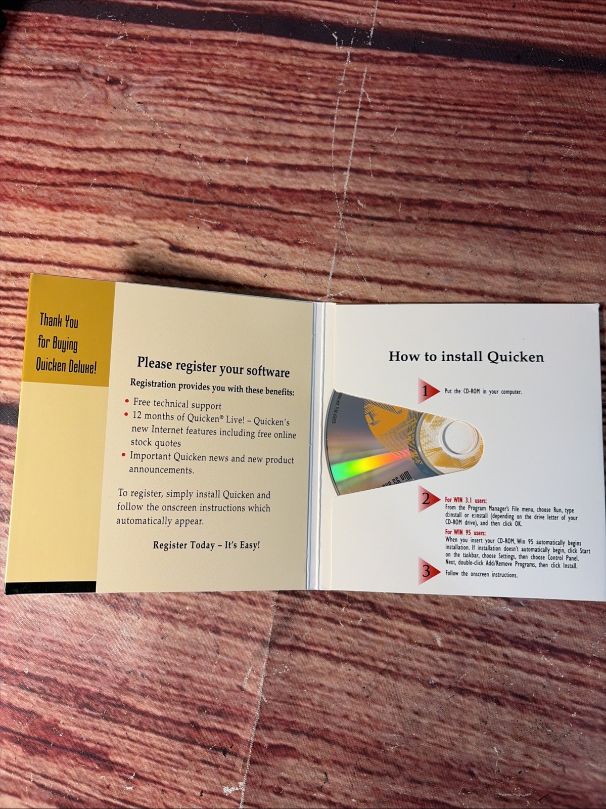 Quicken Deluxe Version 6 Software CD-ROM Finance Software For Windows 95 and 3.1