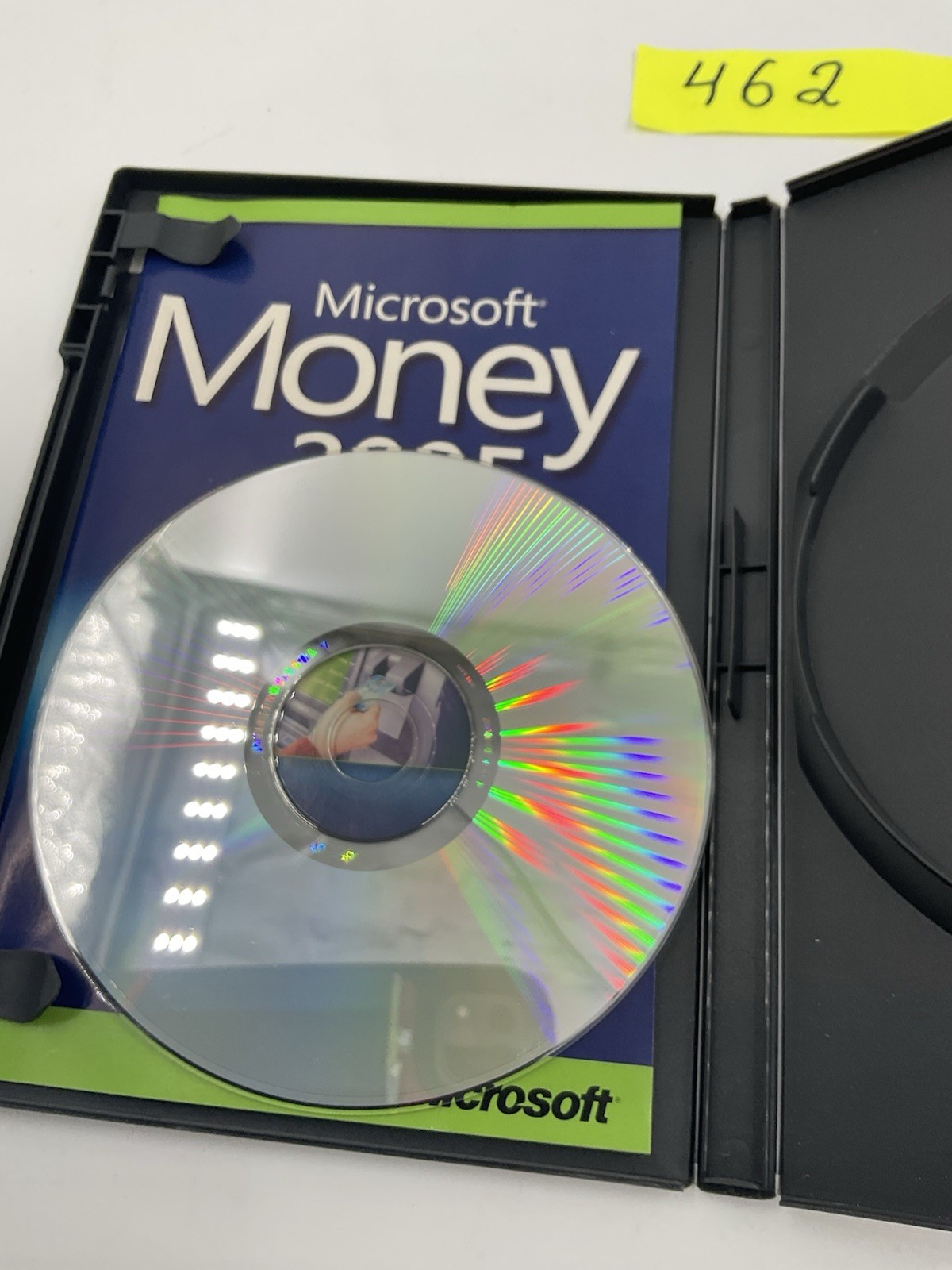 Microsoft Money Deluxe 2005 – Software for Managing Finances, Taxes, Planning