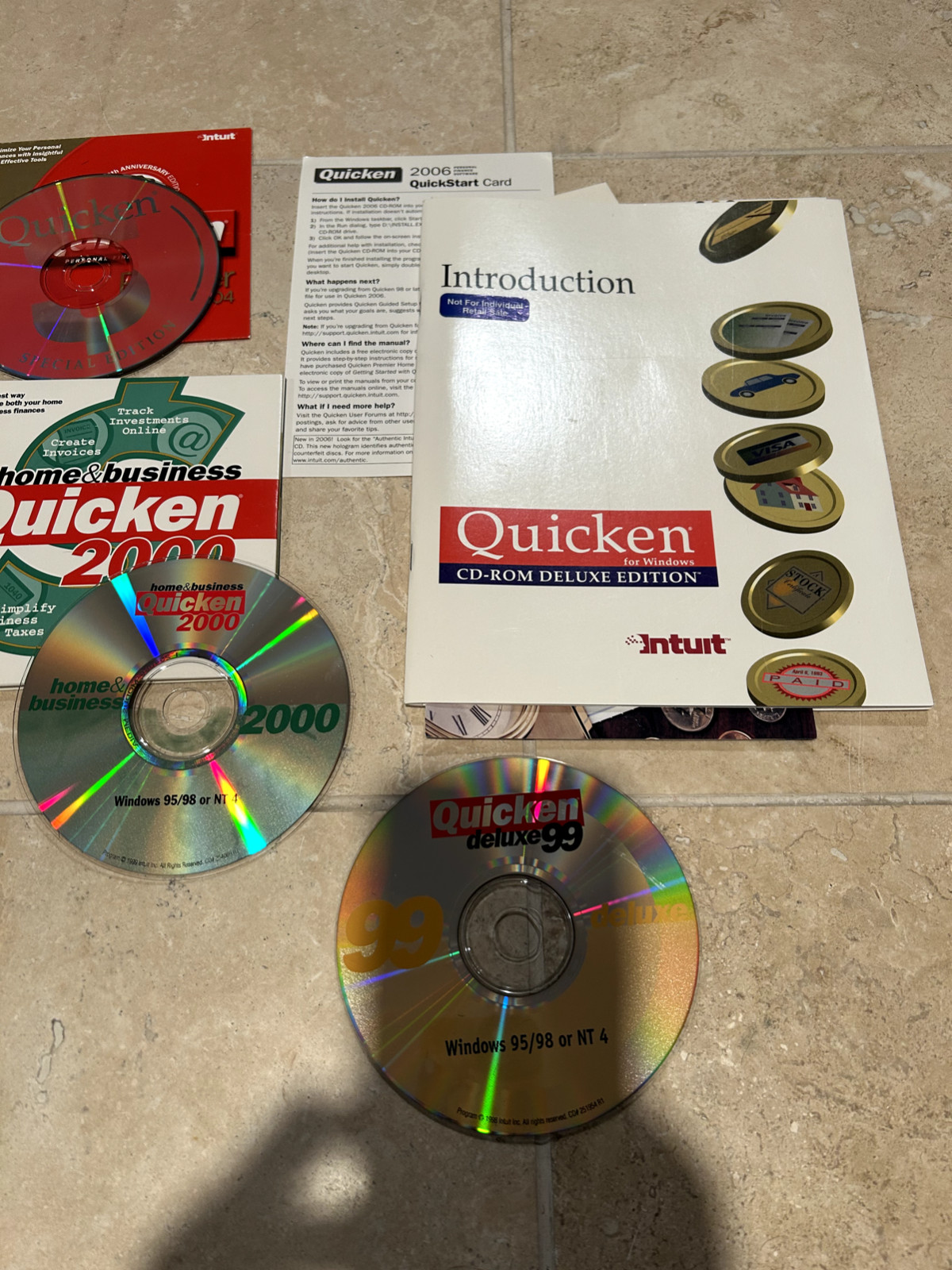 Quicken Basic ’98, Home & Busuness, ’98, ’99, & 2000 Finance Software Mixed lot