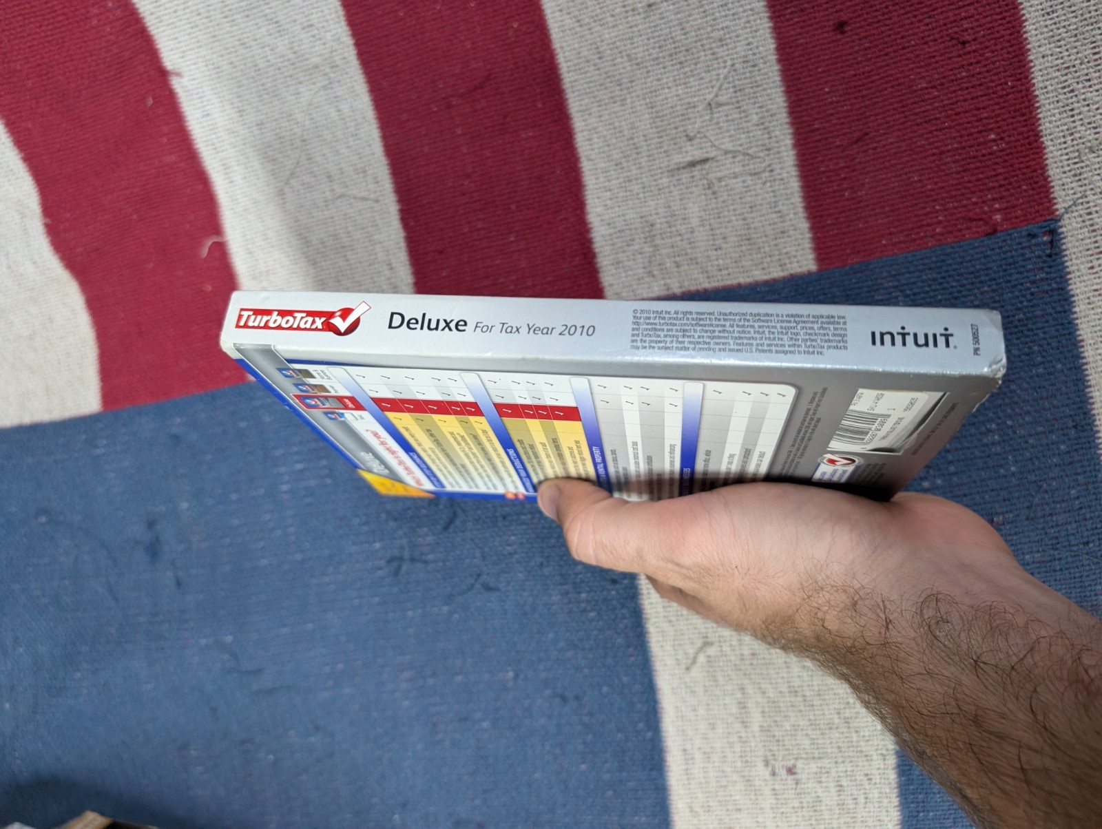 Turbo Tax Deluxe 2010 Federal Returns plus Federal E-File – PC/Mac