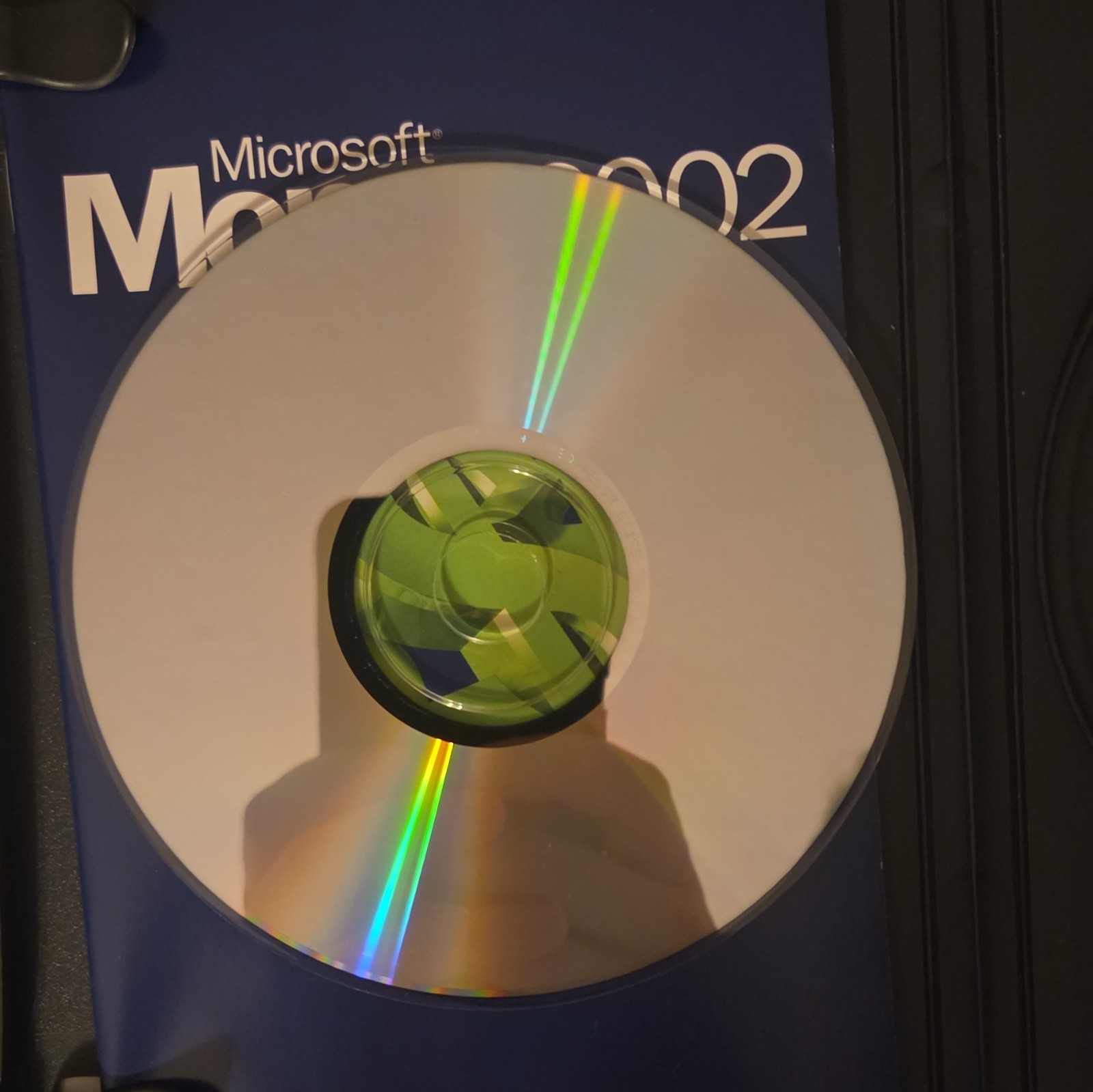 Microsoft Money 2002 Deluxe For Windows Software