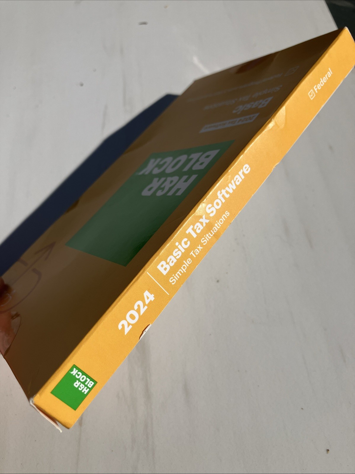 H&R Block Tax Software Basic 2024 PC/Mac Federal e-file [Key Card] e-Delivery