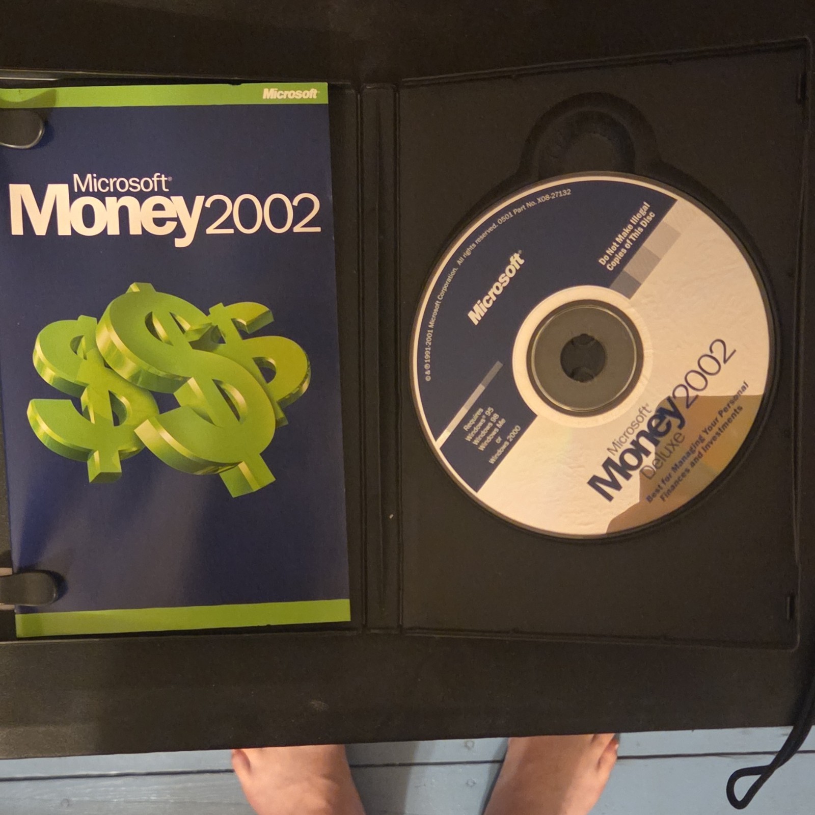 Microsoft Money 2002 Deluxe For Windows Software