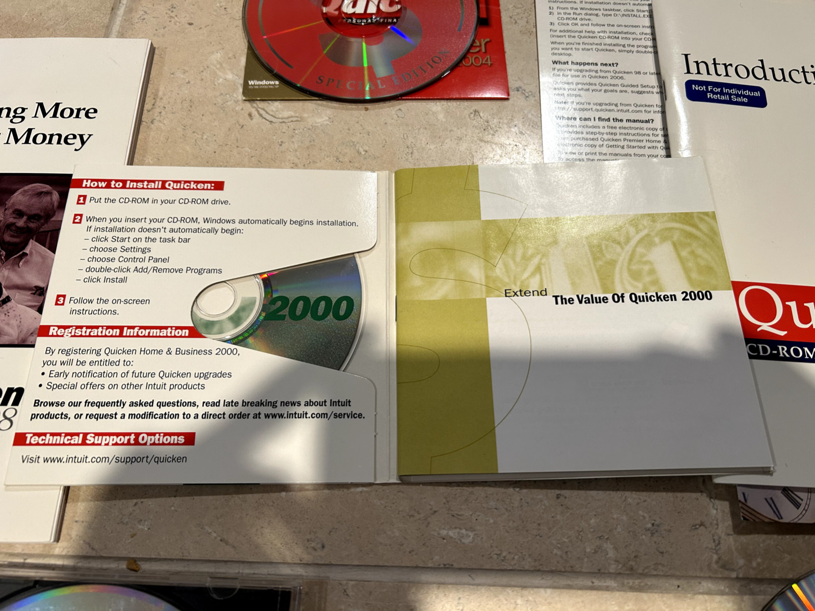 Quicken Basic ’98, Home & Busuness, ’98, ’99, & 2000 Finance Software Mixed lot