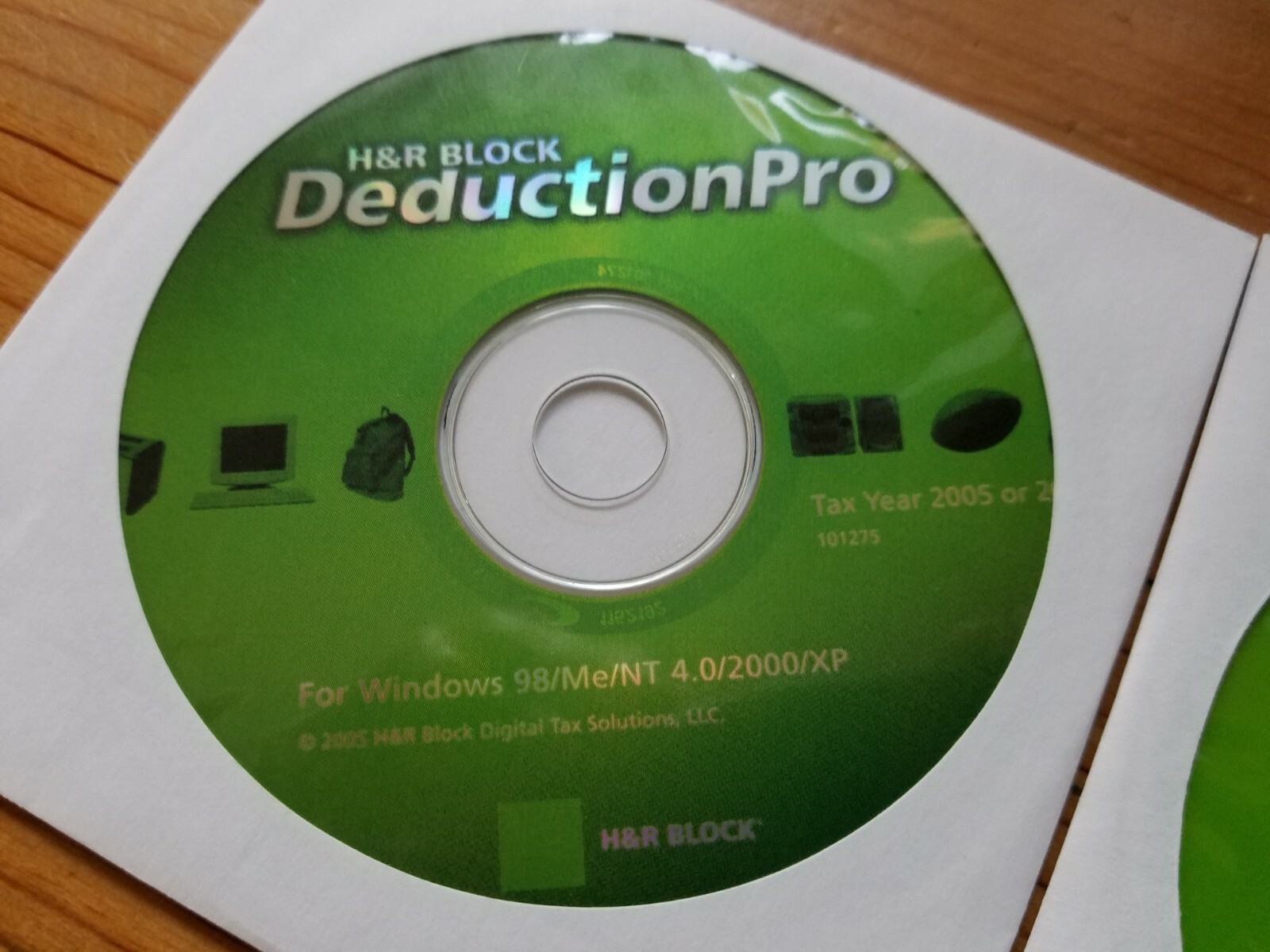 2005 H&R Block TAXCUT DELUXE+State & DEDUCTION PRO for Windows 98/Me/2000/XP