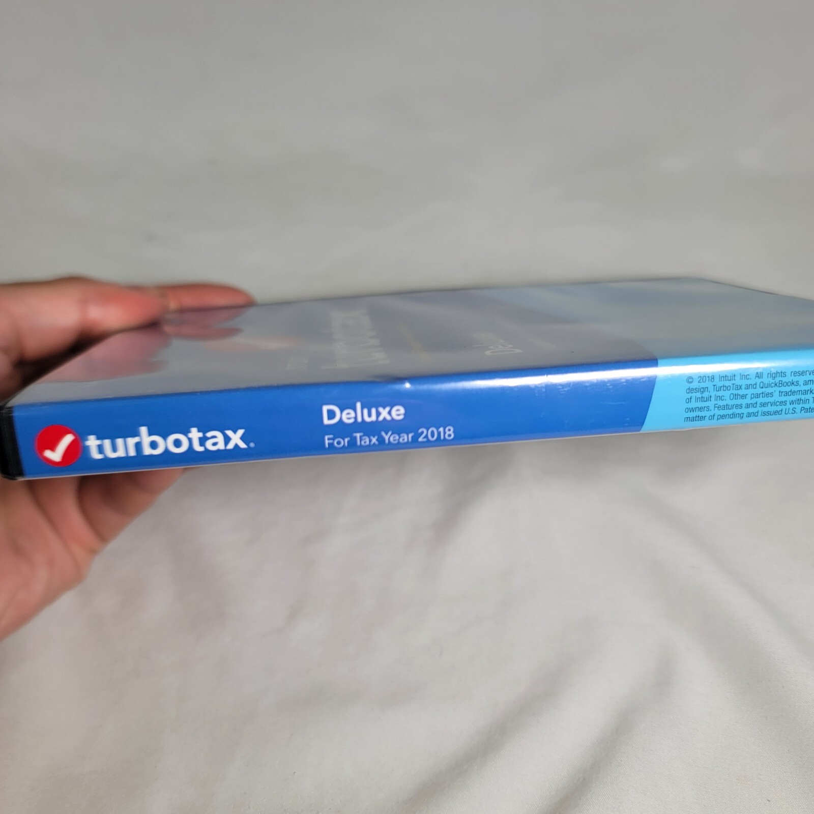 Intuit TurboTax Deluxe 2018 – Federal Return & E-file – Tax Preparation