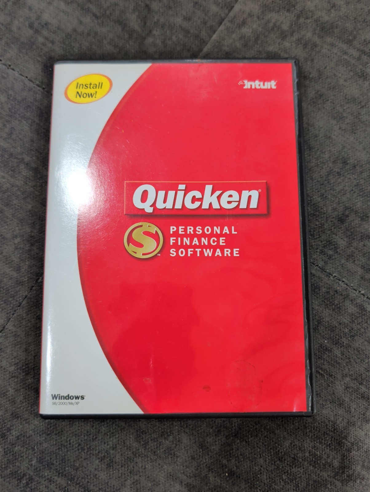 Intuit Quicken 2006 Personal Finance Deluxe CD & Willmaker Plus Win 96/2000/XP