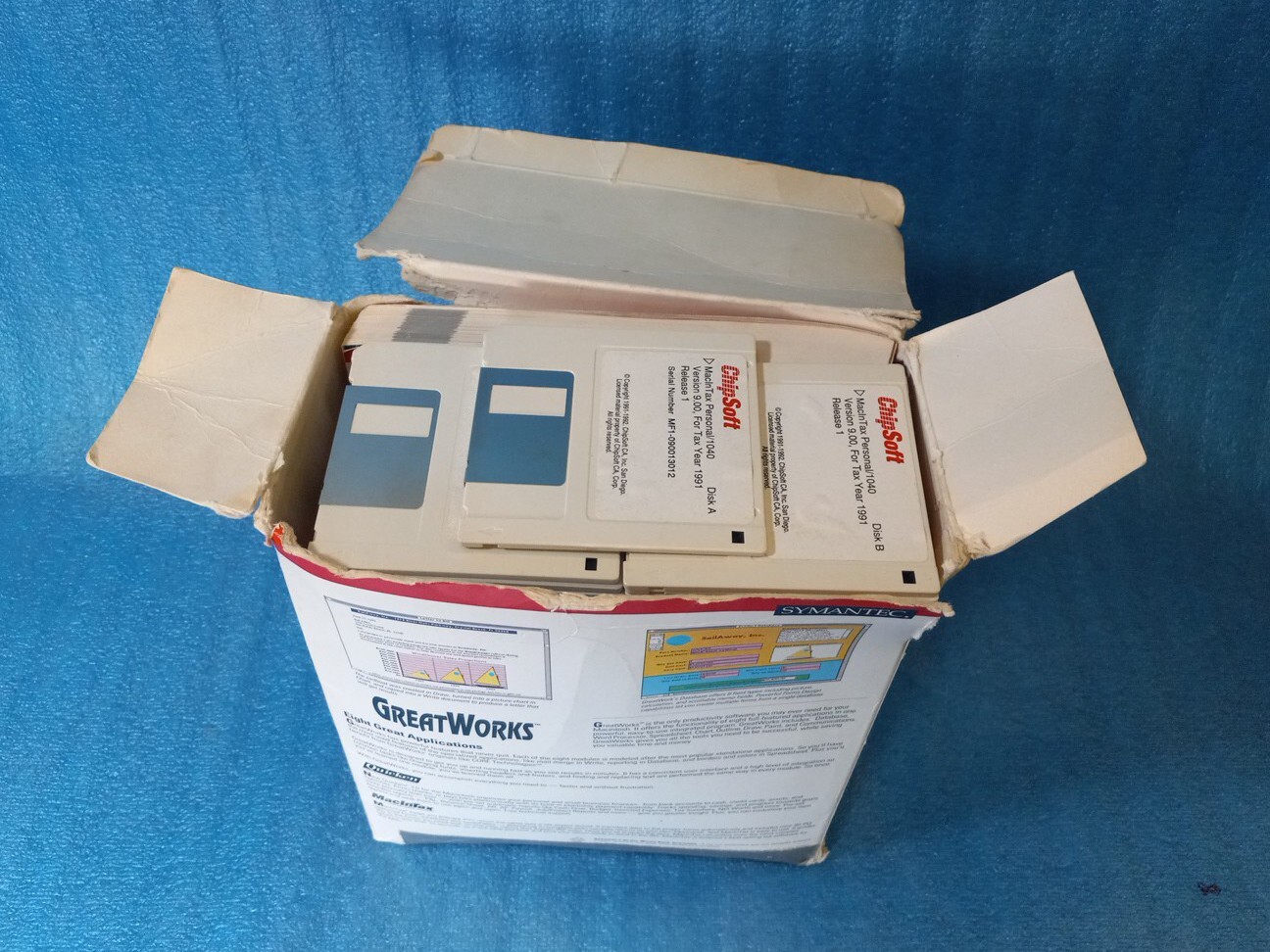Symantec Macintosh Business Bundle MacInTax Quicken GreatWorks System 7 Apple