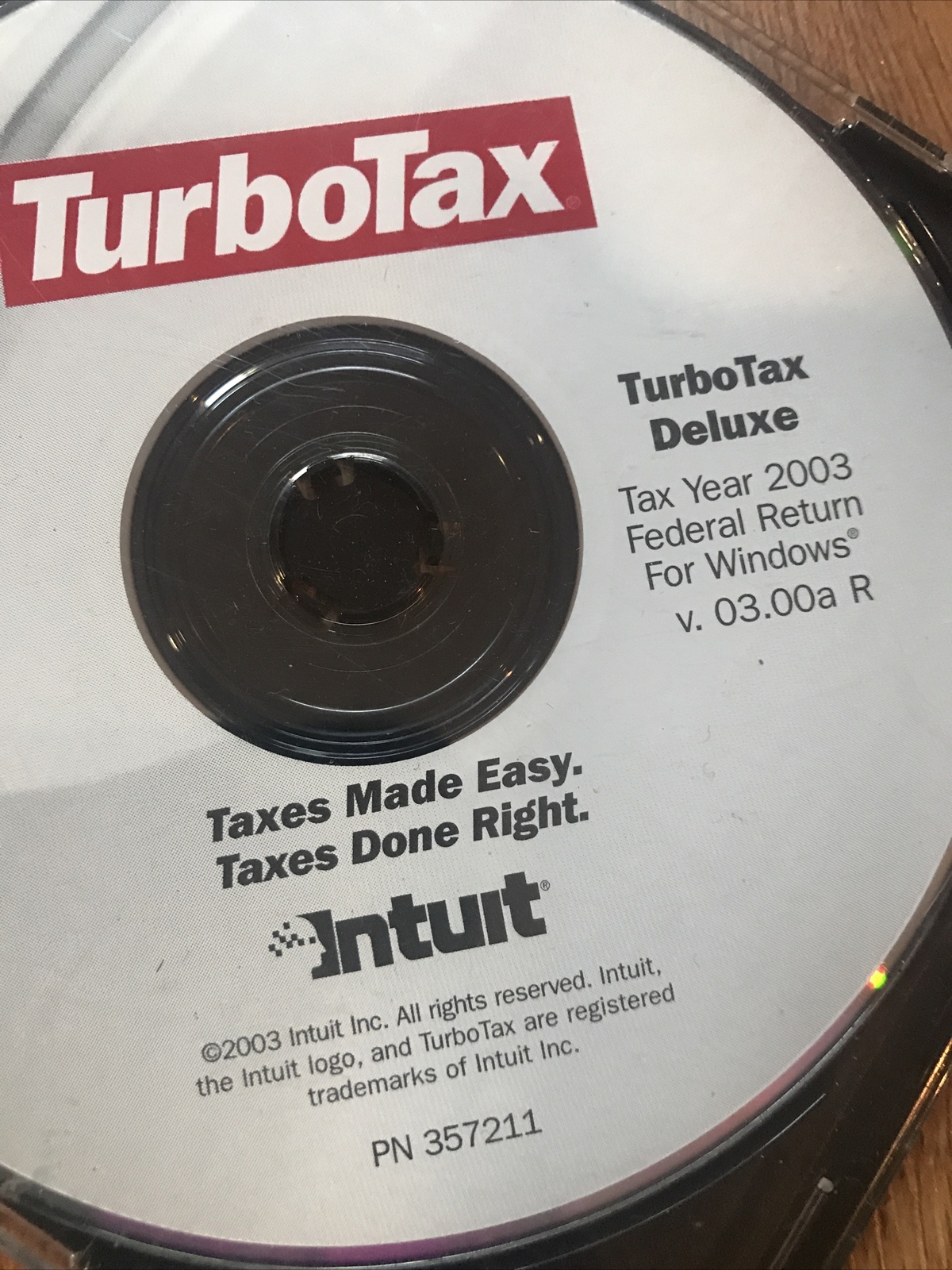 Turbo tax Deluxe Intuit 2003. Taxes made easy!! NO BOX