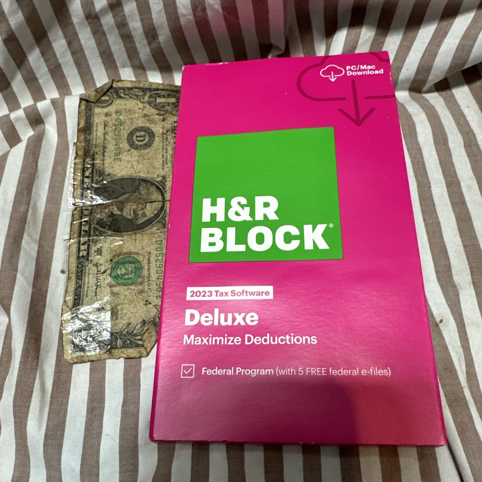 New 2023 H&R Block Tax Software Deluxe Edition for PC/MAC [Key Card] No State