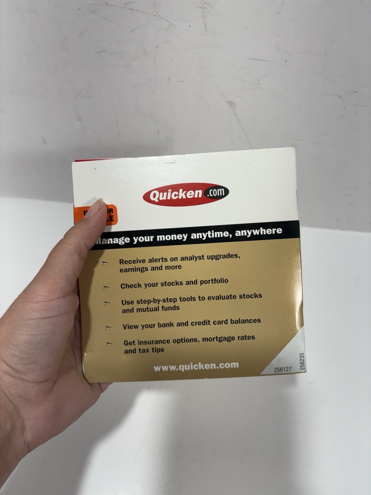 Quicken 2001 Deluxe Financial Software Windows 95 98 NT 2000 Version CD
